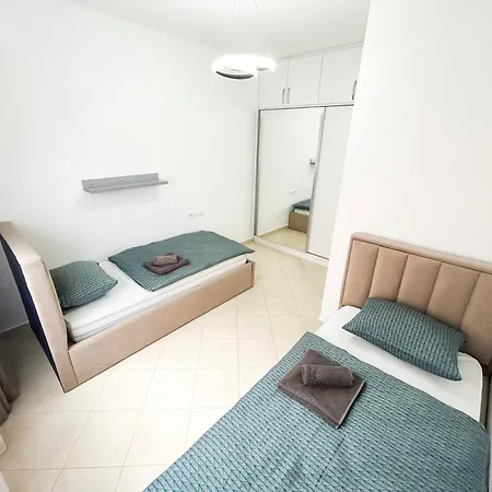 Apartment Veronika & Barbora With Swimming Pool *
