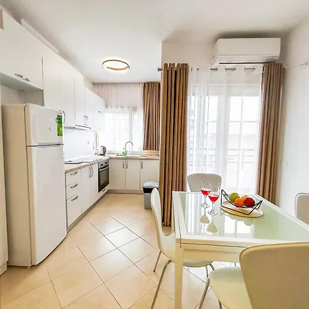 Veronika & Barbora With Swimming Pool Apartment