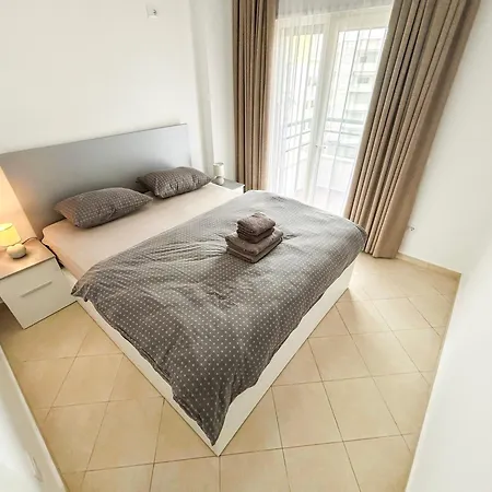 Apartment Veronika & Barbora With Swimming Pool
