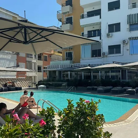 Veronika & Barbora With Swimming Pool * Golem (Tirana)